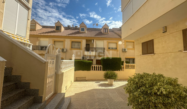 Wiederverkauf - Wohnung - La Zenia - Costa Blanca