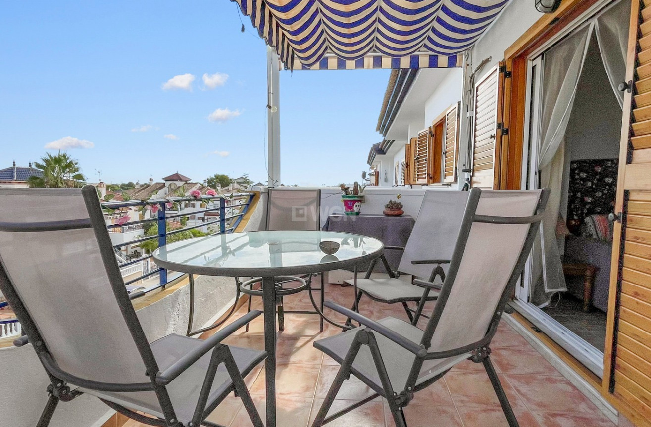 Resale - Apartment / flat - Mil Palmeras - Costa Blanca