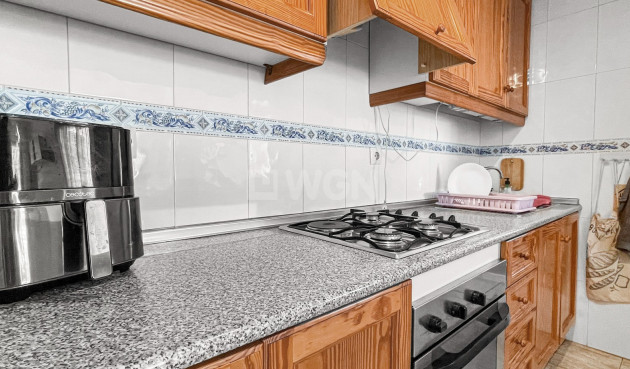 Resale - Apartment / flat - Mil Palmeras - Costa Blanca