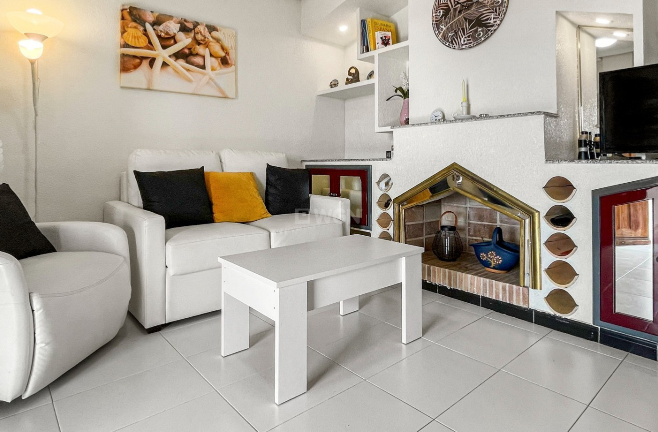 Wiederverkauf - Wohnung - Orihuela Costa - Costa Blanca