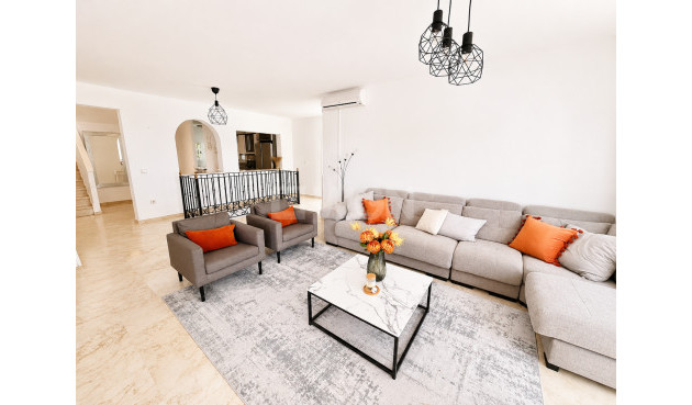 Wiederverkauf - Villa - Orihuela Costa - Costa Blanca