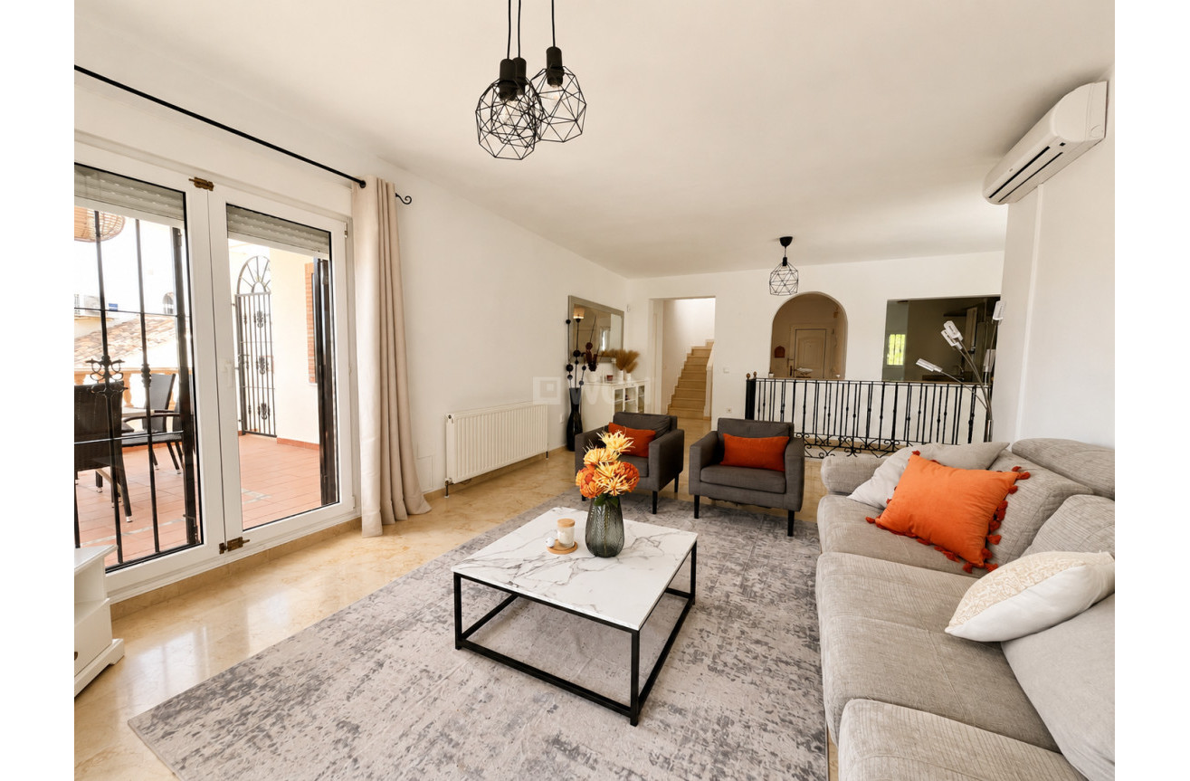 Wiederverkauf - Villa - Orihuela Costa - Costa Blanca