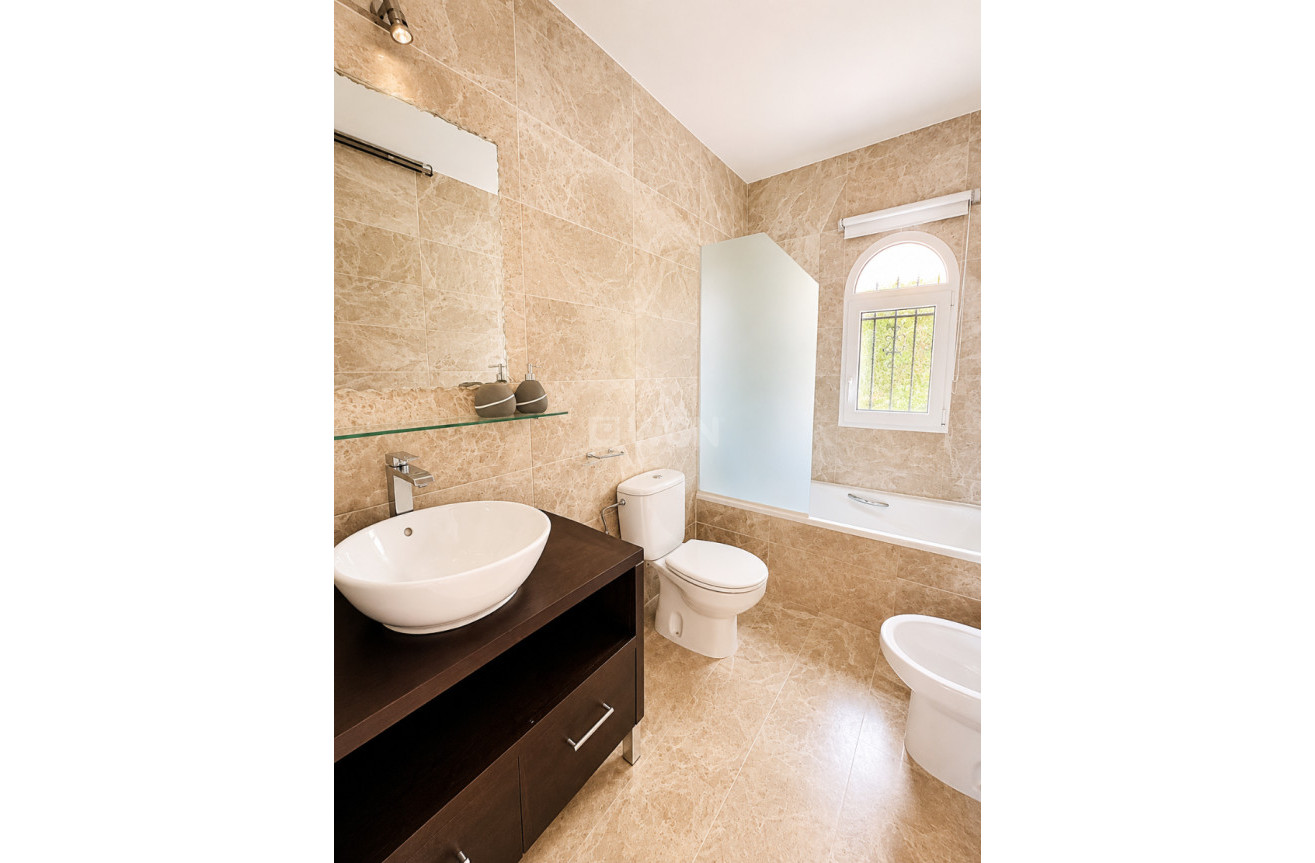 Wiederverkauf - Villa - Orihuela Costa - Costa Blanca