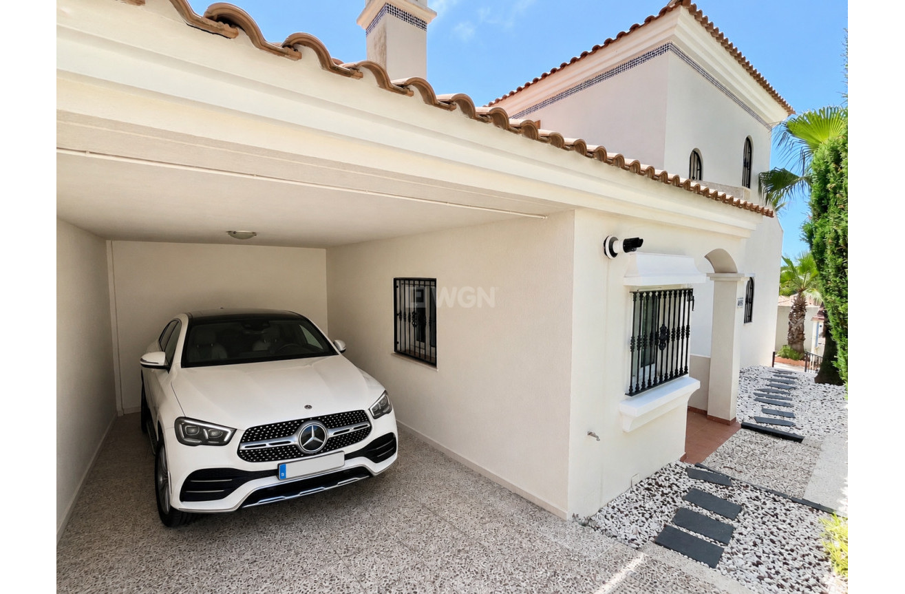 Wiederverkauf - Villa - Orihuela Costa - Costa Blanca