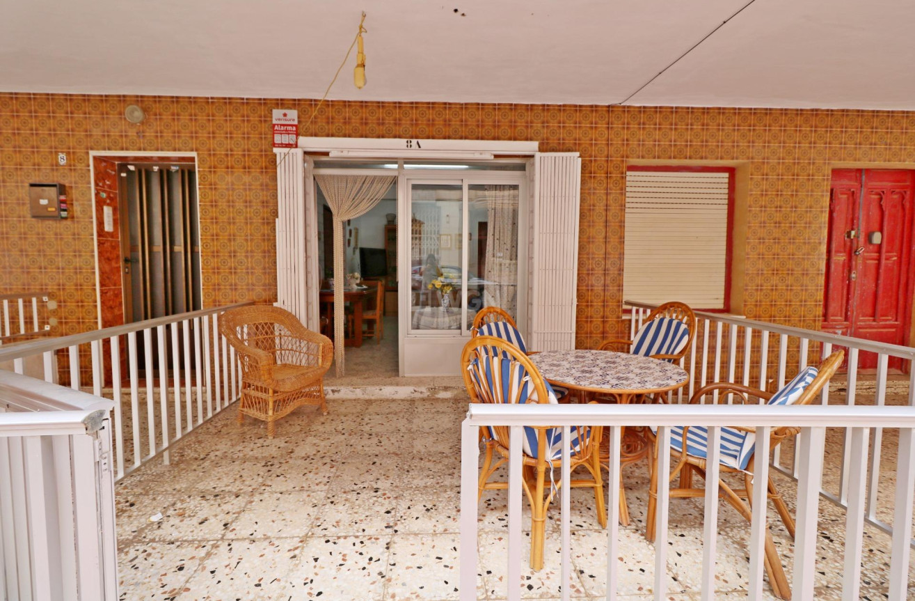 Resale - Apartment / flat - Torrevieja - La Mata Pueblo