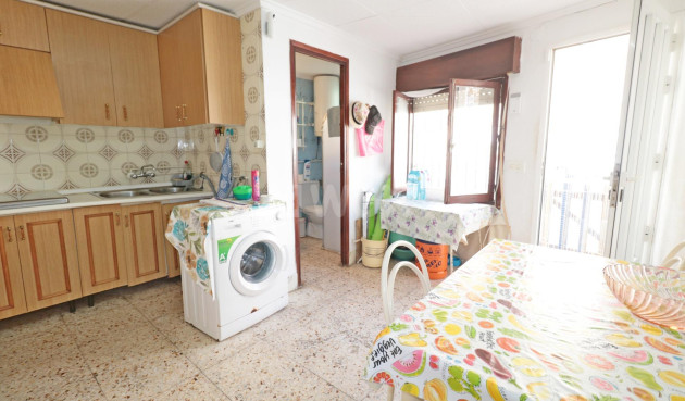 Resale - Apartment / flat - Torrevieja - La Mata Pueblo