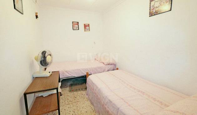 Resale - Apartment / flat - Torrevieja - La Mata Pueblo