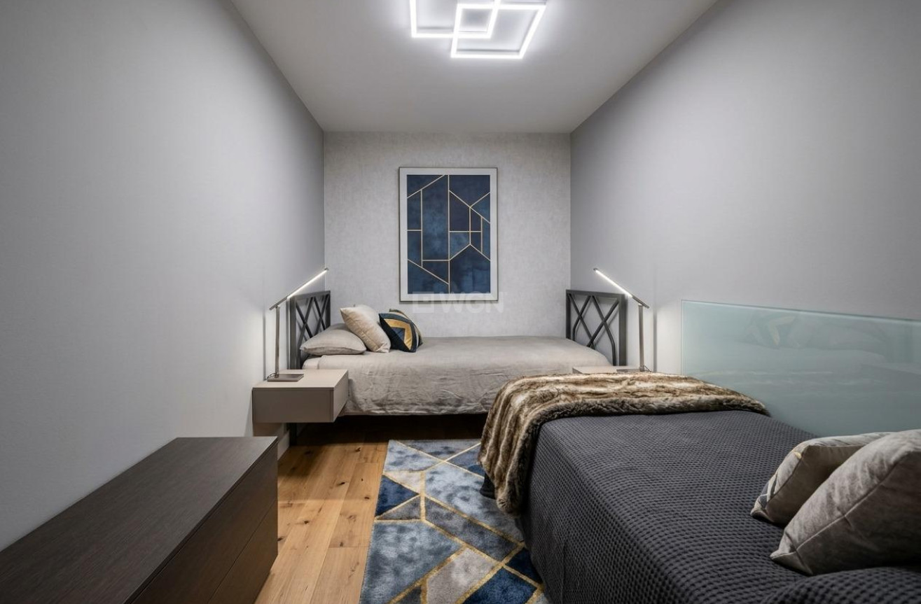 Resale - Apartment / flat - Torrevieja - La Mata Pueblo