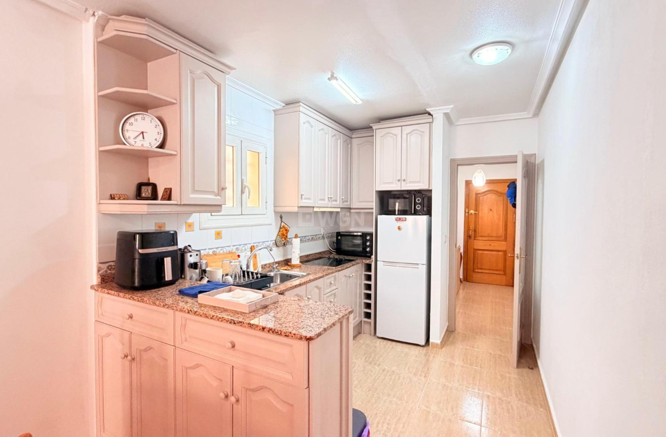 Resale - Apartment / flat - Torrevieja - Centro - Muelle Pesquero
