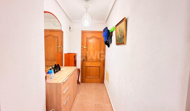 Resale - Apartment / flat - Torrevieja - Centro - Muelle Pesquero
