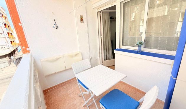 Resale - Apartment / flat - Torrevieja - Centro - Muelle Pesquero