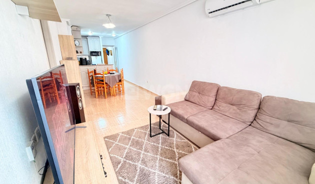Resale - Apartment / flat - Torrevieja - Centro - Muelle Pesquero