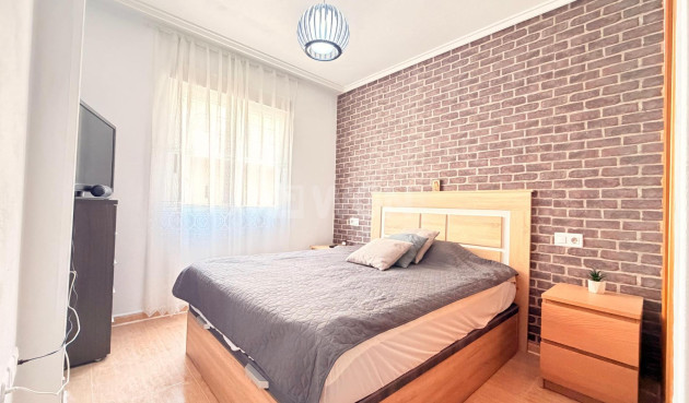 Resale - Apartment / flat - Torrevieja - Centro - Muelle Pesquero
