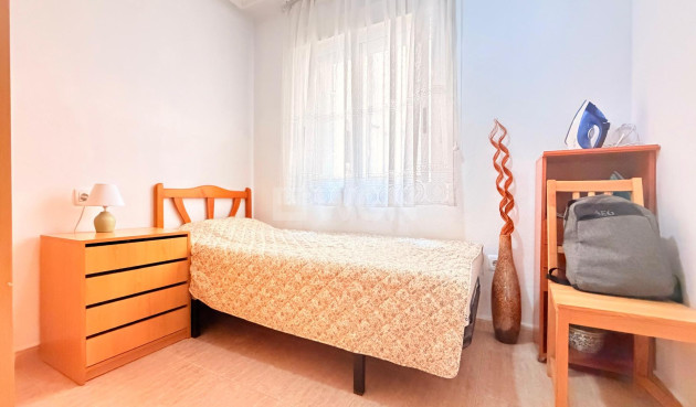 Resale - Apartment / flat - Torrevieja - Centro - Muelle Pesquero