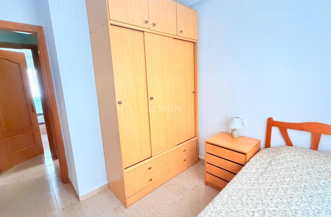 Resale - Apartment / flat - Torrevieja - Centro - Muelle Pesquero