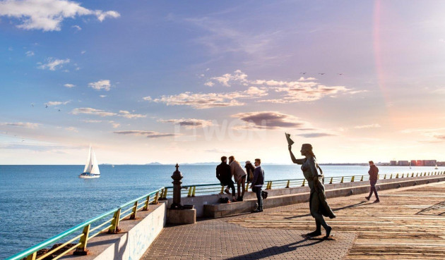 Resale - Apartment / flat - Torrevieja - Centro - Muelle Pesquero