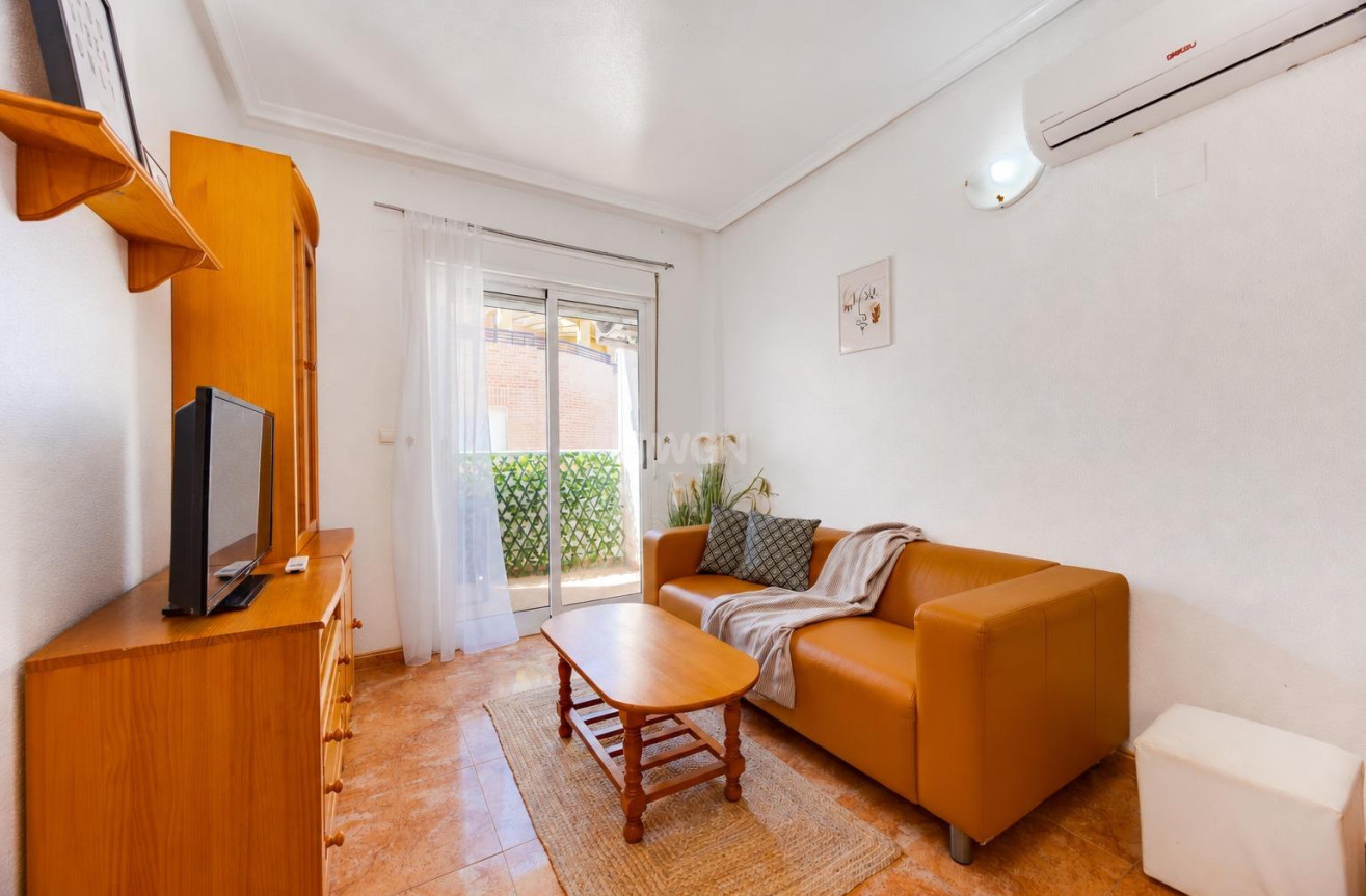 Wiederverkauf - Wohnung - Torrevieja - Centro