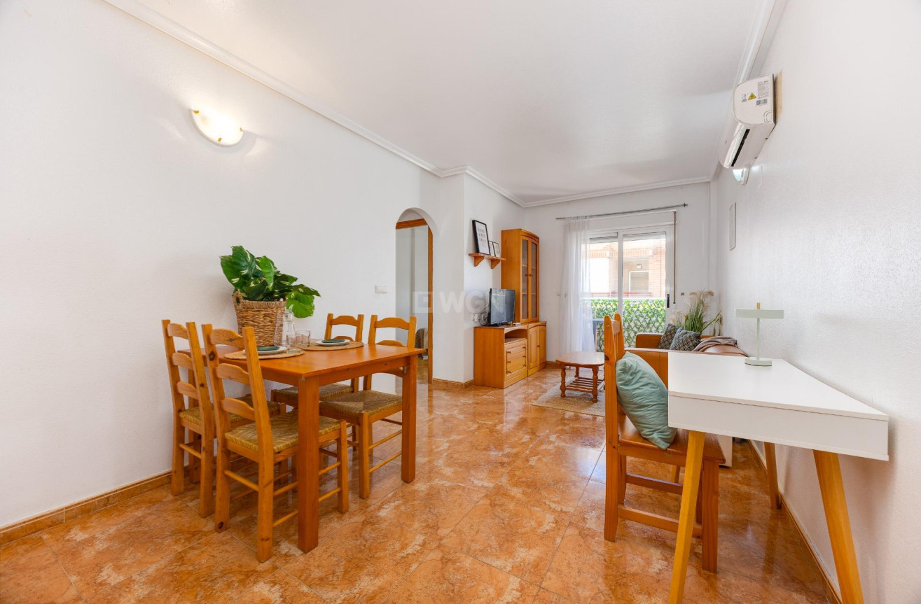 Wiederverkauf - Wohnung - Torrevieja - Centro