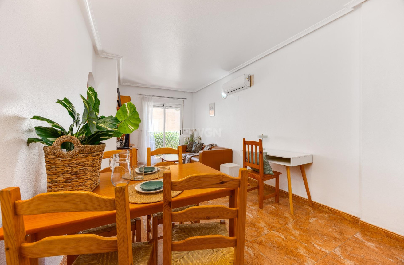 Wiederverkauf - Wohnung - Torrevieja - Centro