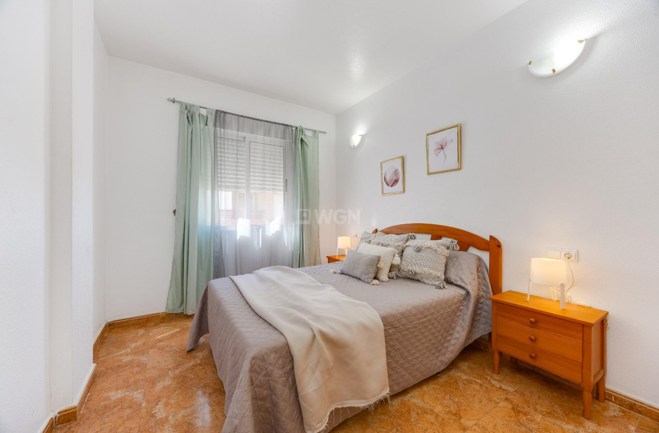 Wiederverkauf - Wohnung - Torrevieja - Centro