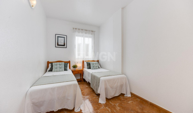 Wiederverkauf - Wohnung - Torrevieja - Centro