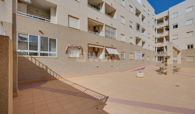 Wiederverkauf - Wohnung - Torrevieja - Centro