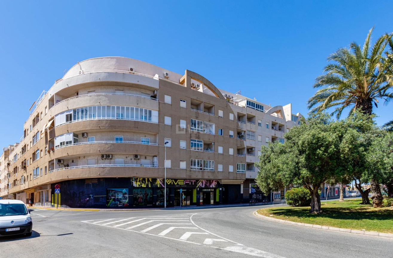 Wiederverkauf - Wohnung - Torrevieja - Centro
