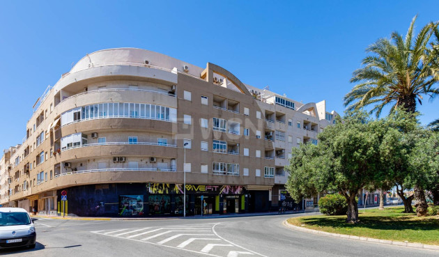Wiederverkauf - Wohnung - Torrevieja - Centro
