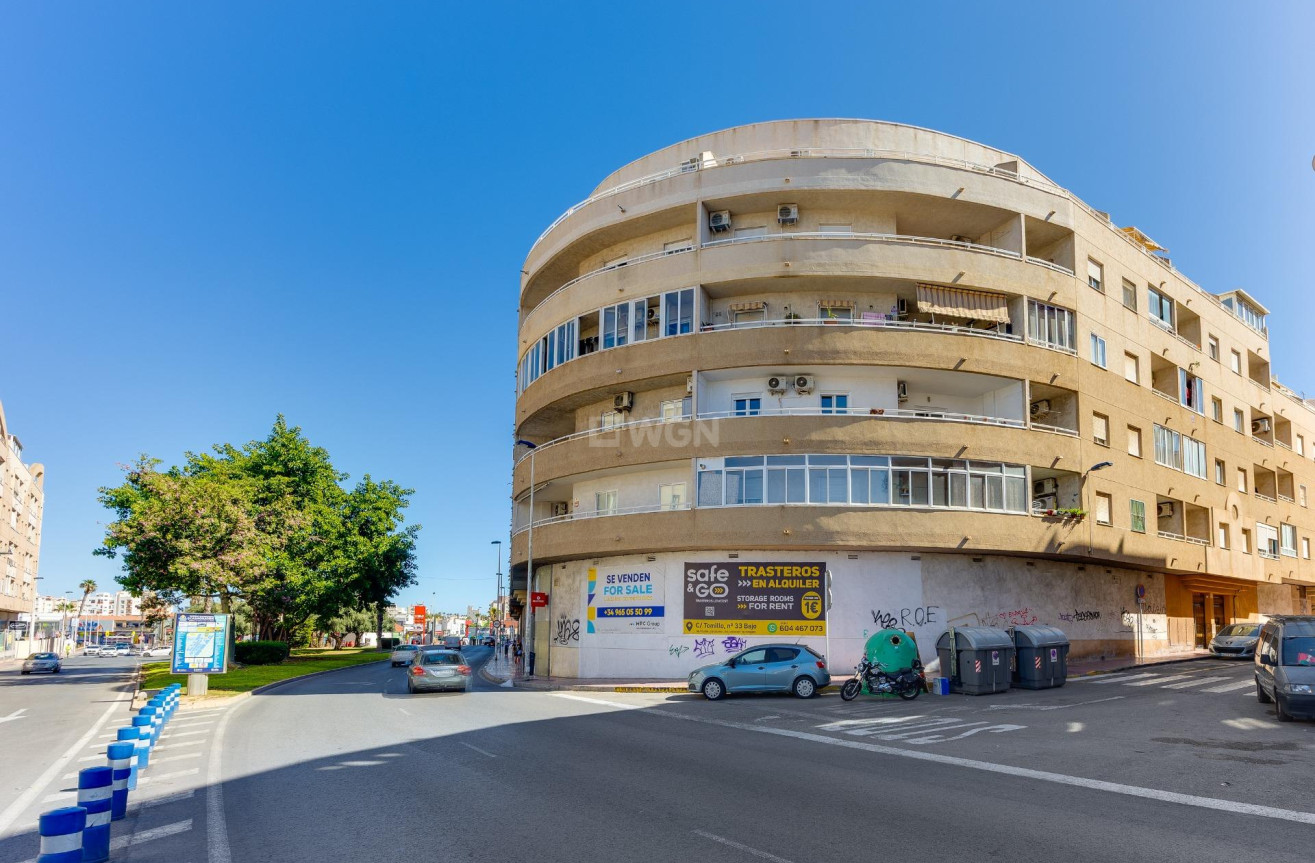Wiederverkauf - Wohnung - Torrevieja - Centro