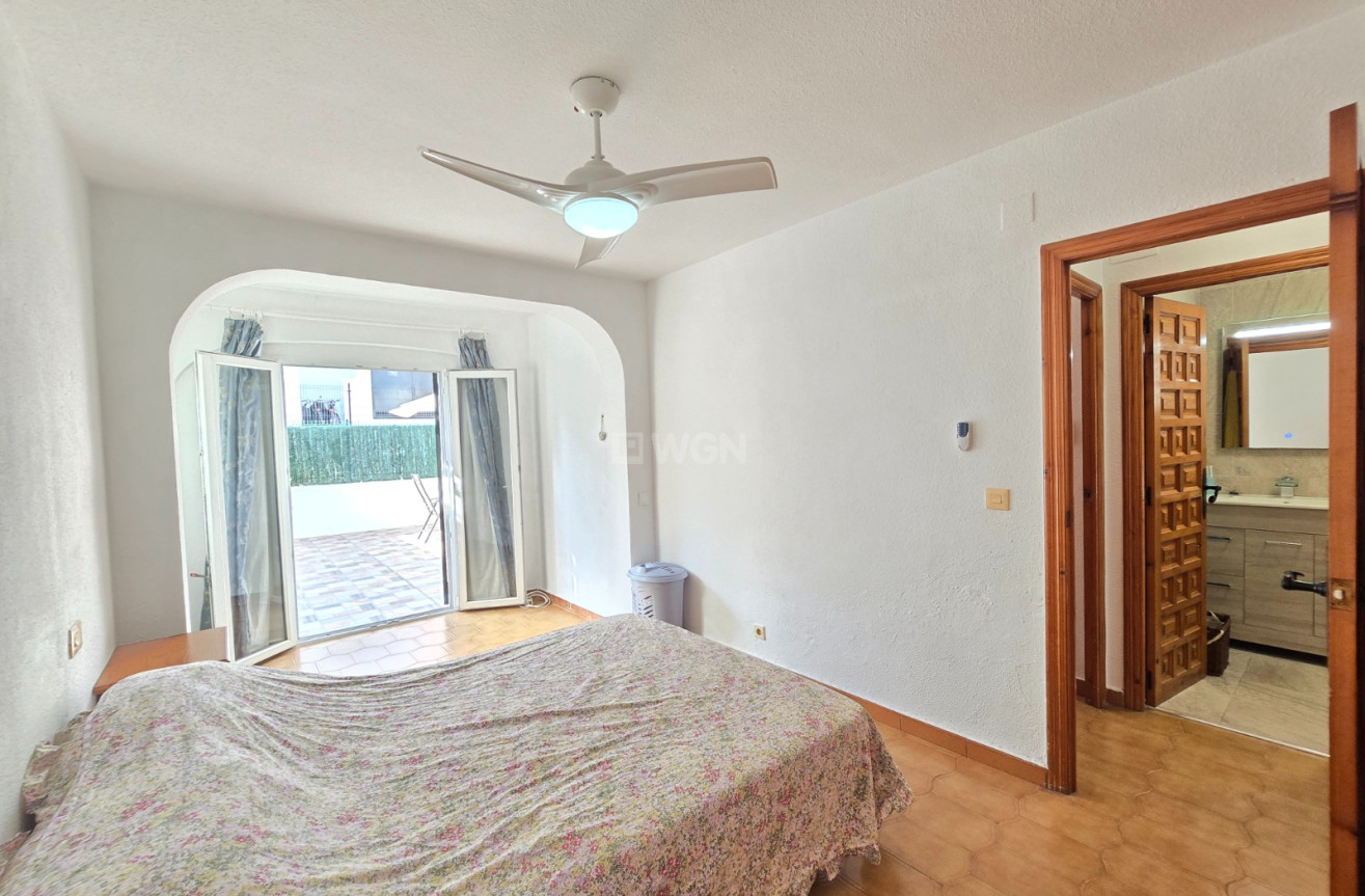 Resale - Townhouse - Villamartin - Costa Blanca