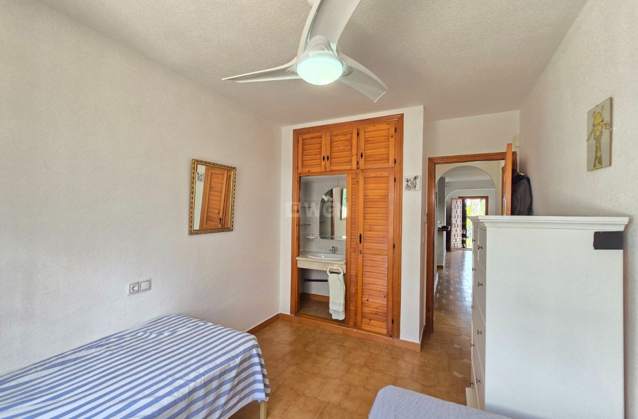 Resale - Townhouse - Villamartin - Costa Blanca