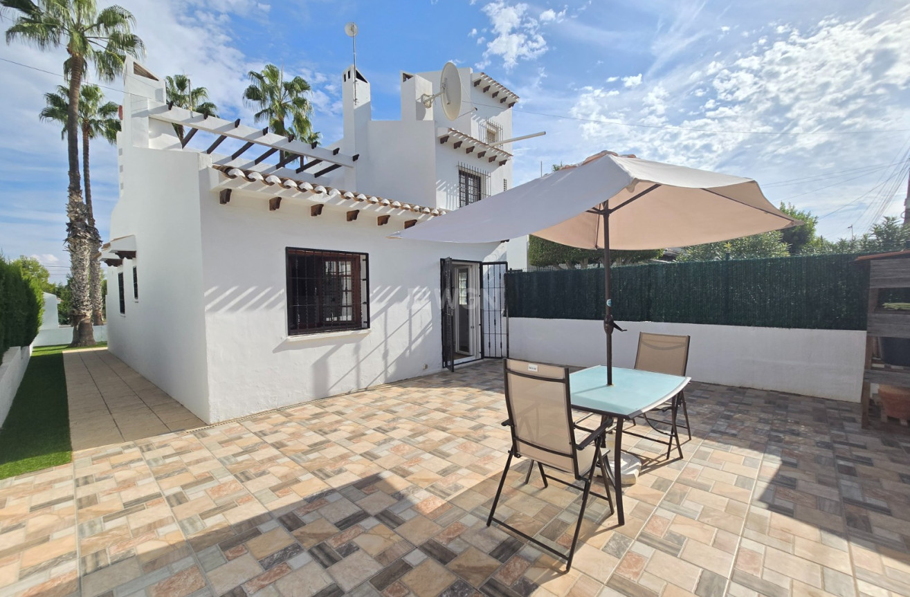 Resale - Townhouse - Villamartin - Costa Blanca