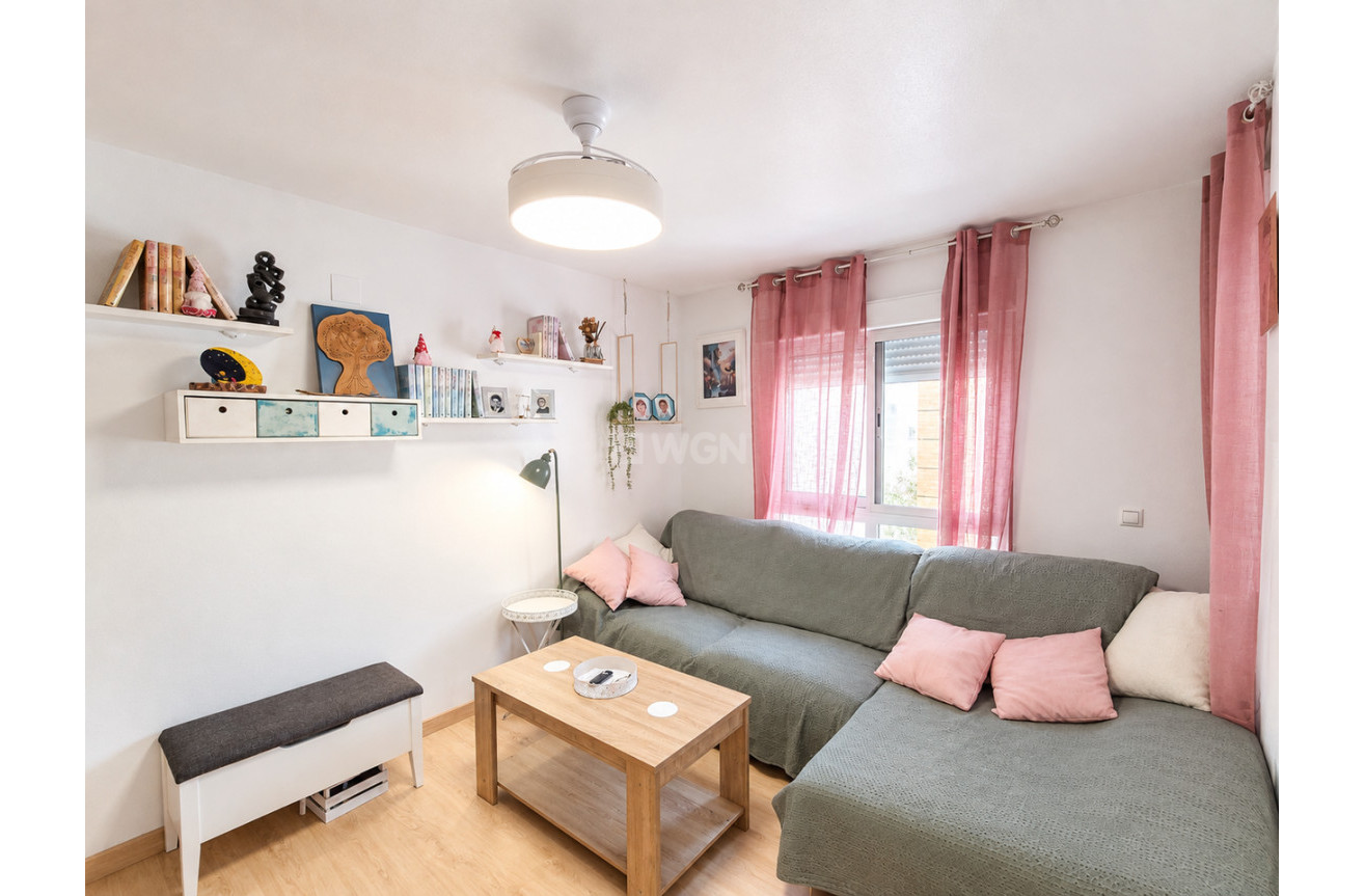 Resale - Apartment / flat - Torrevieja - Costa Blanca