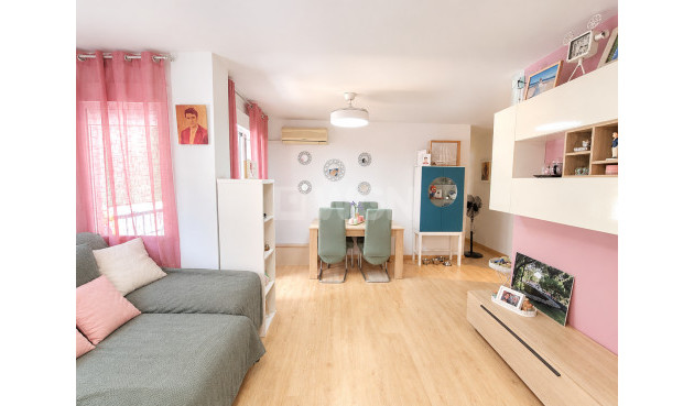 Resale - Apartment / flat - Torrevieja - Costa Blanca