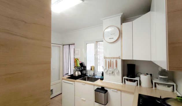 Resale - Apartment / flat - Torrevieja - Costa Blanca