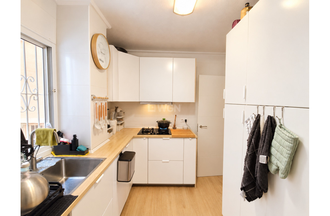 Resale - Apartment / flat - Torrevieja - Costa Blanca