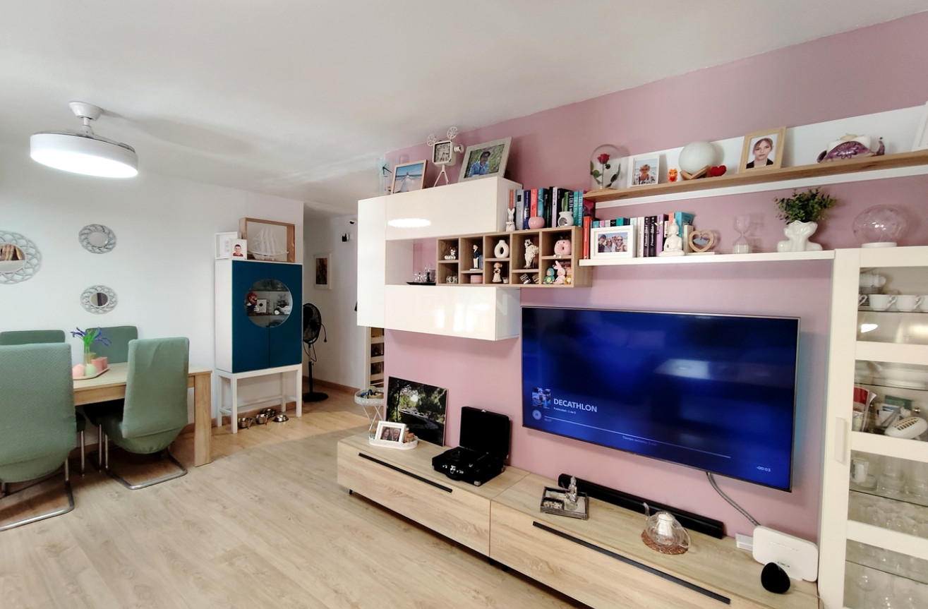 Resale - Apartment / flat - Torrevieja - Costa Blanca