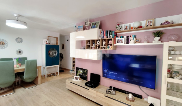 Resale - Apartment / flat - Torrevieja - Costa Blanca