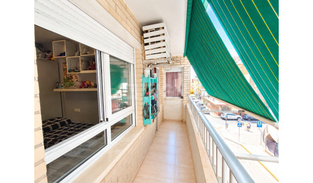 Resale - Apartment / flat - Torrevieja - Costa Blanca