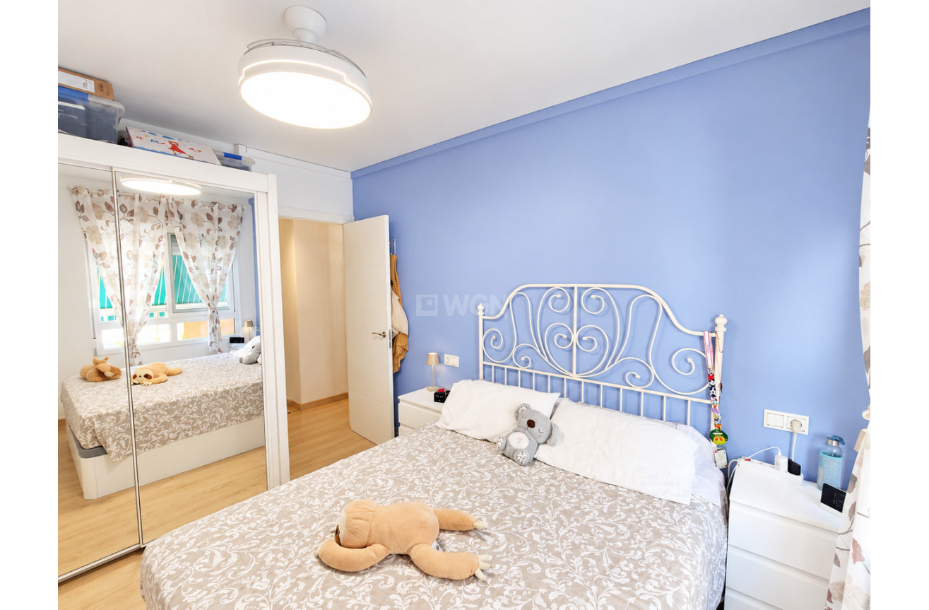 Resale - Apartment / flat - Torrevieja - Costa Blanca