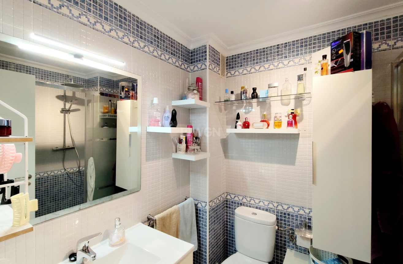 Resale - Apartment / flat - Torrevieja - Costa Blanca