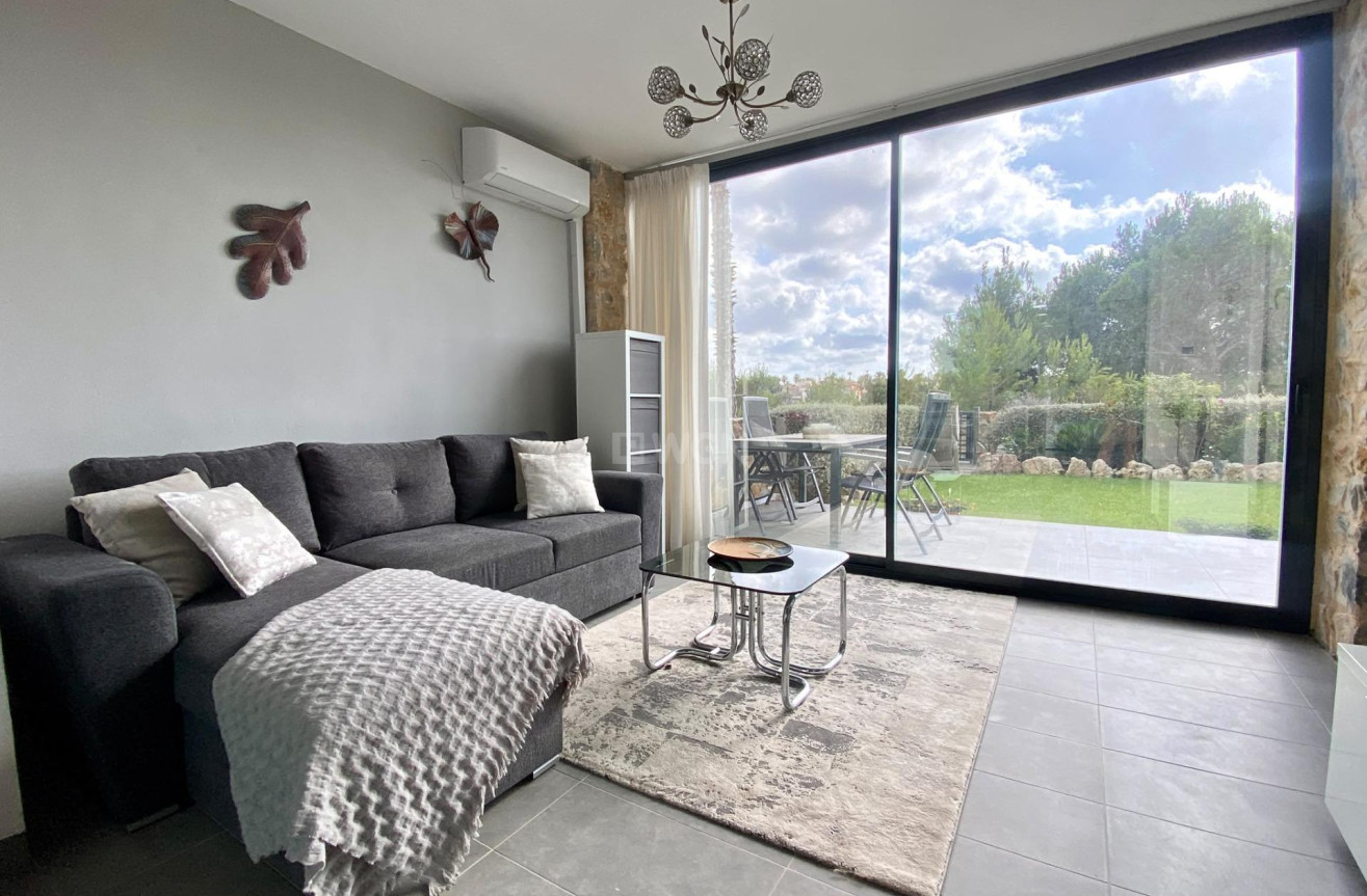 Odsprzedaż - Bungalow - Orihuela Costa - Las Ramblas