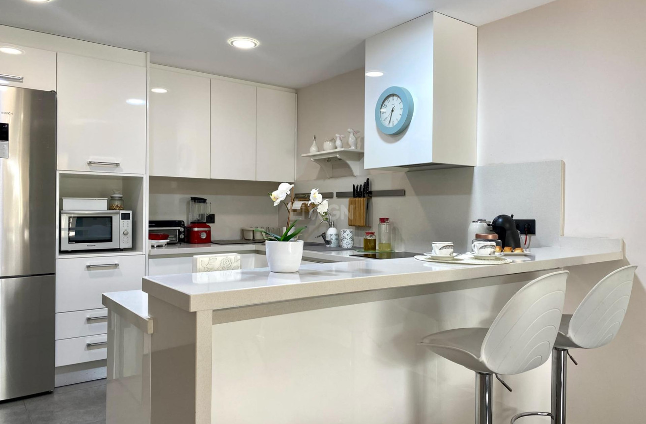 Odsprzedaż - Bungalow - Orihuela Costa - Las Ramblas