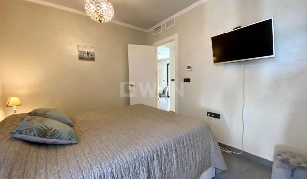 Odsprzedaż - Bungalow - Orihuela Costa - Las Ramblas