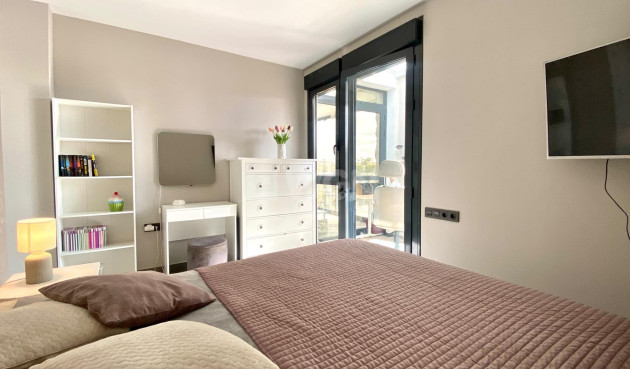 Odsprzedaż - Bungalow - Orihuela Costa - Las Ramblas