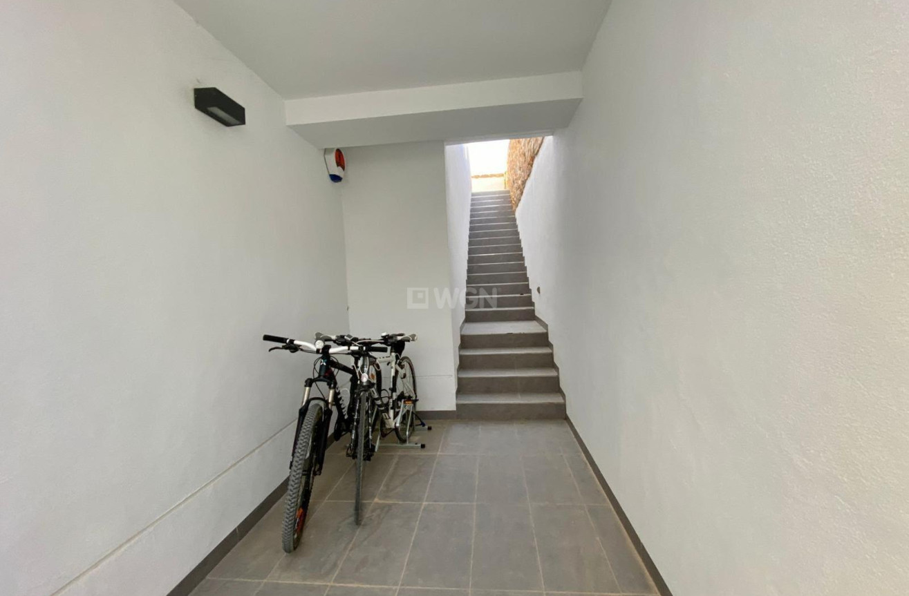 Odsprzedaż - Bungalow - Orihuela Costa - Las Ramblas