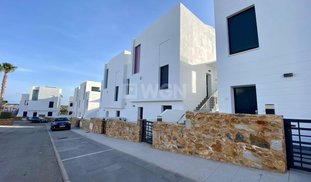 Odsprzedaż - Bungalow - Orihuela Costa - Las Ramblas