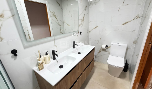 Wiederverkauf - Duplex - Torrevieja - Playa De Los Naufragos