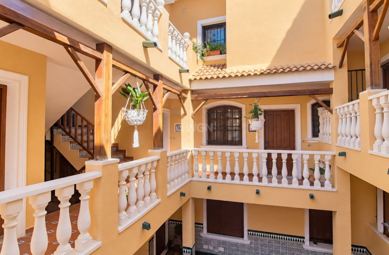 Wiederverkauf - Wohnung - Orihuela Costa - Costa Blanca