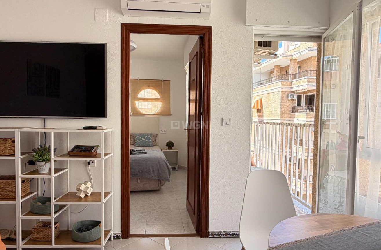 Wiederverkauf - Wohnung - Torrevieja - Habaneras